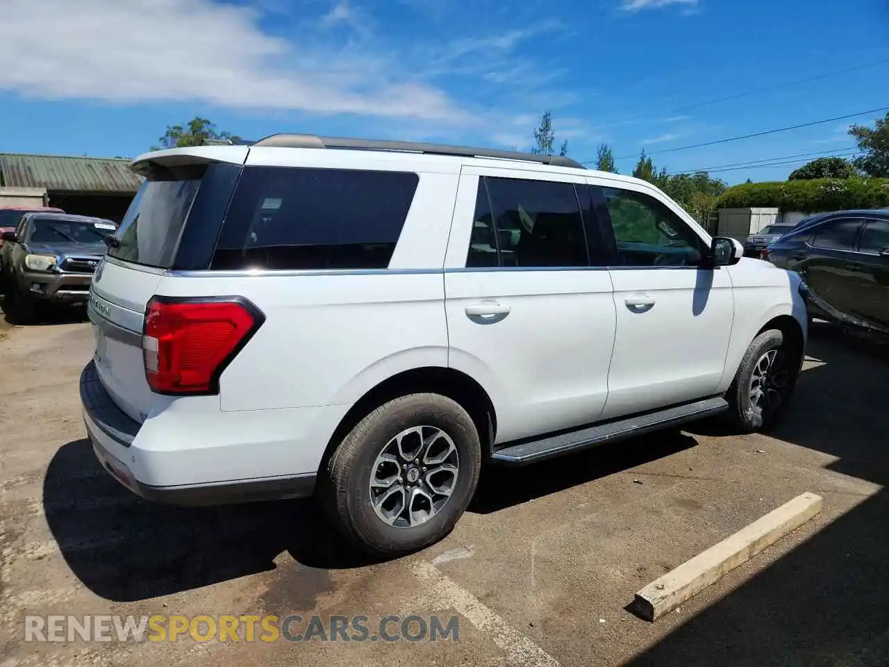 3 Фотография поврежденного автомобиля 1FMJU1H89PEA40076 FORD EXPEDITION 2023