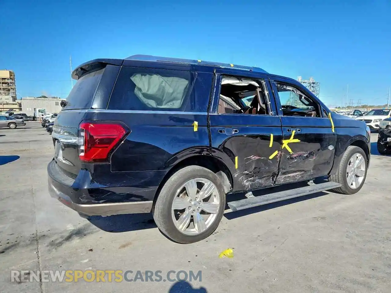 3 Photograph of a damaged car 1FMJU1P82PEA36727 FORD EXPEDITION 2023
