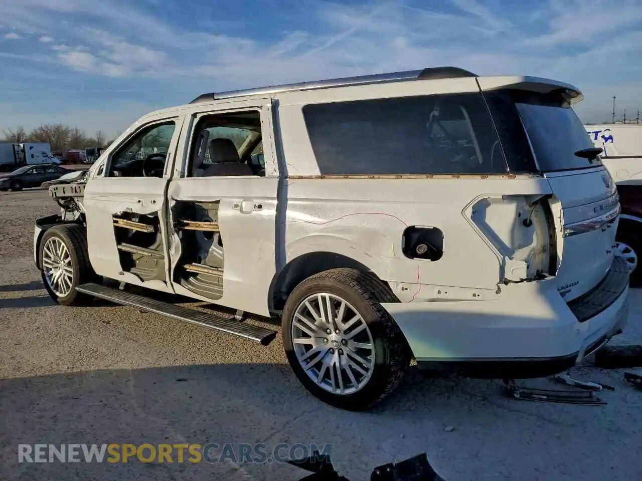 2 Photograph of a damaged car 1FMJK2A8XREA52648 FORD EXPEDITION 2024