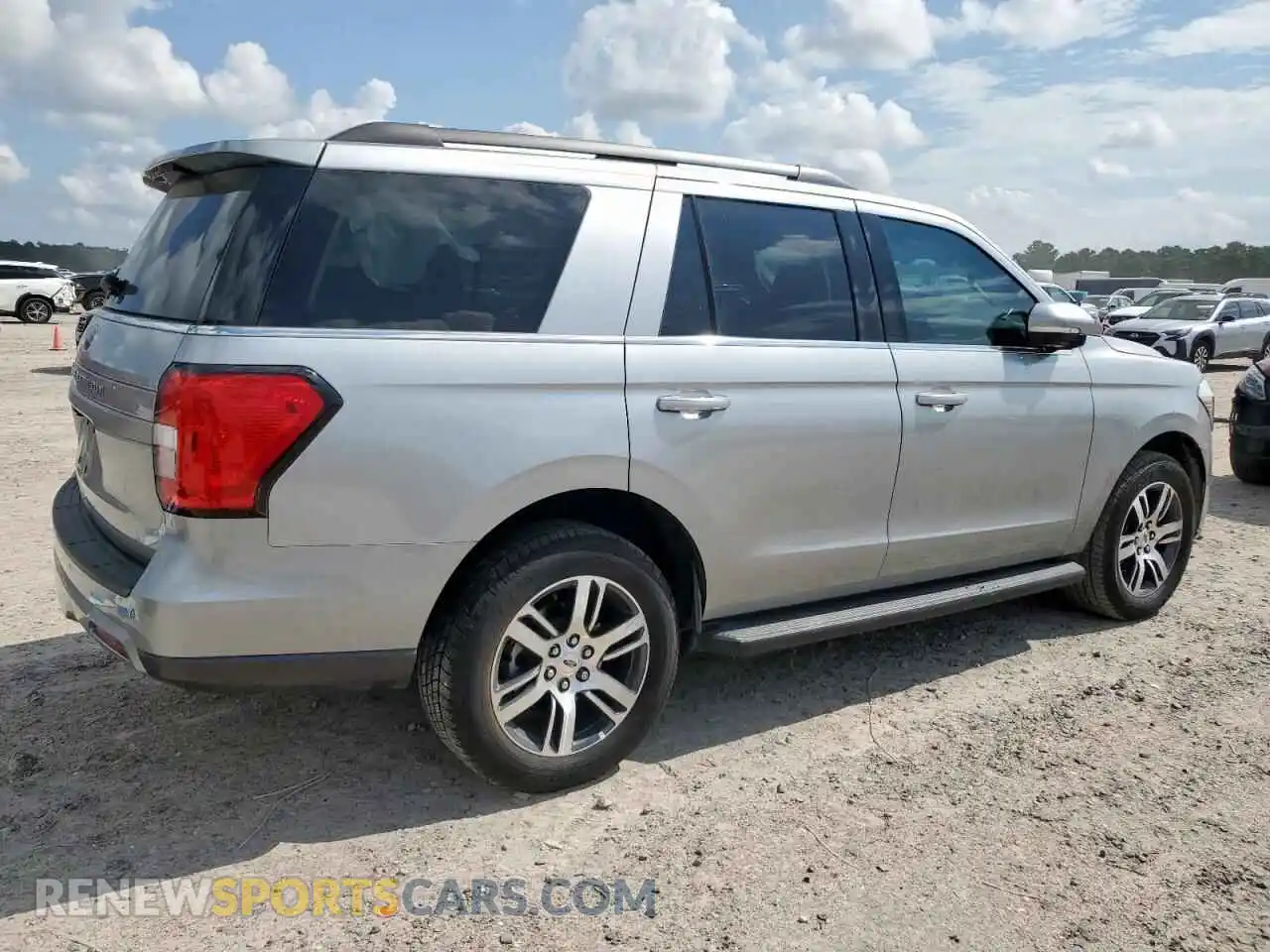 3 Photograph of a damaged car 1FMJU1H83REB10898 FORD EXPEDITION 2024