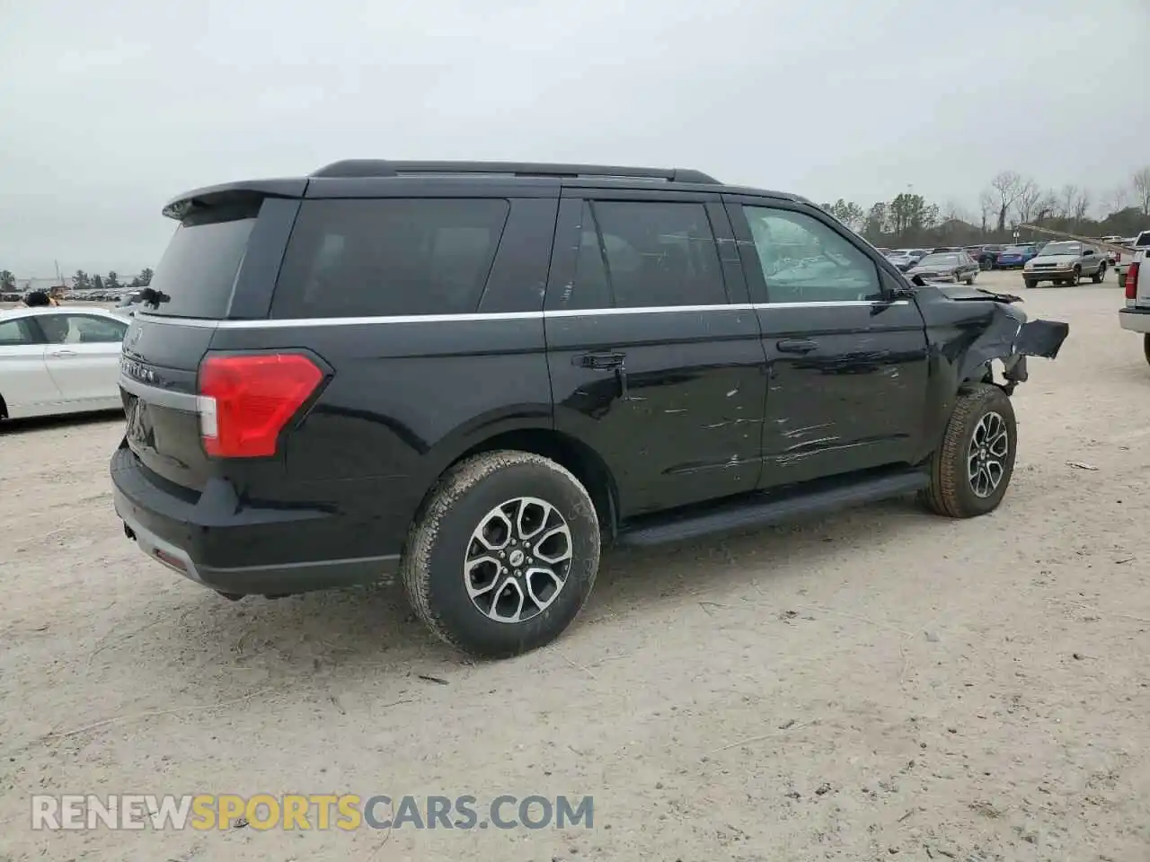 3 Photograph of a damaged car 1FMJU1H84REA66331 FORD EXPEDITION 2024