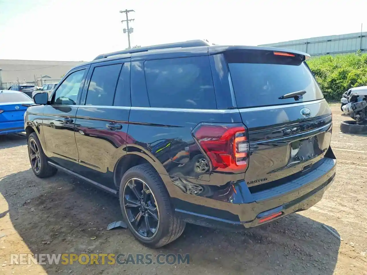 2 Photograph of a damaged car 1FMJU2A80REA83045 FORD EXPEDITION 2024