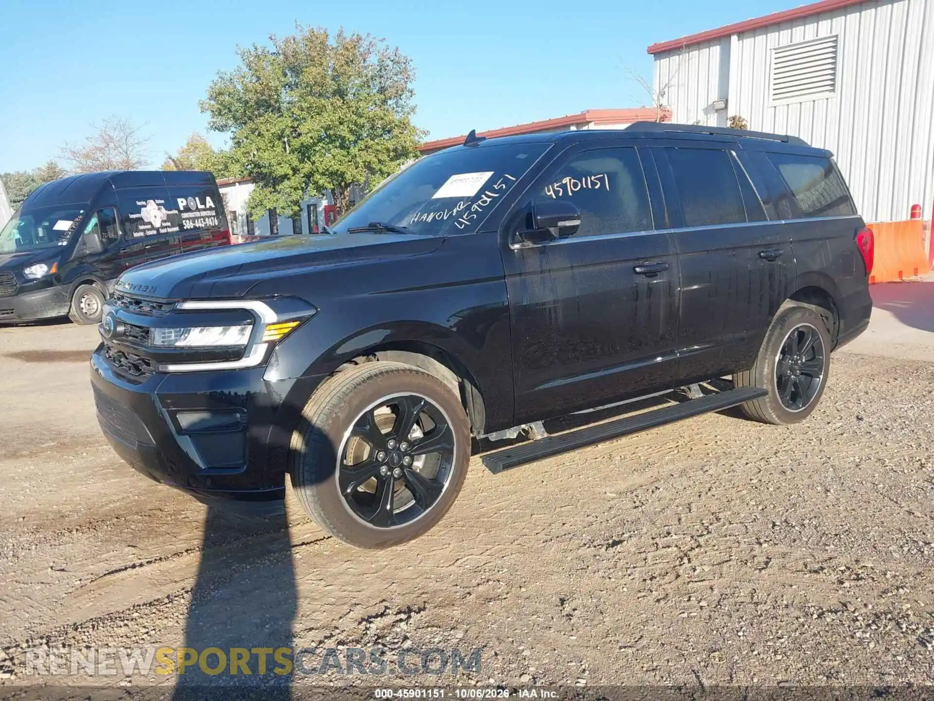 2 Photograph of a damaged car 1FMJU2A83REB00405 FORD EXPEDITION 2024