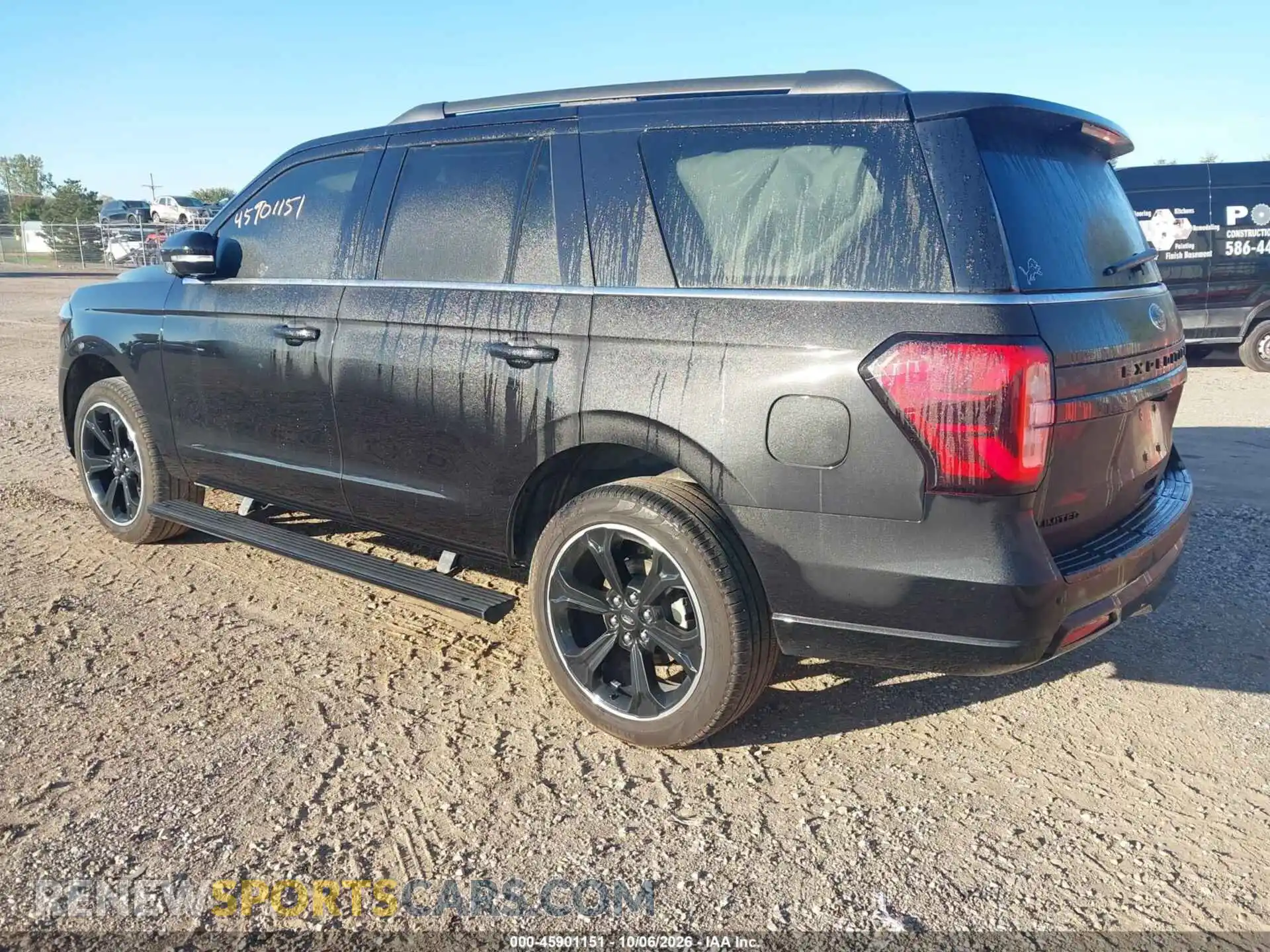 3 Photograph of a damaged car 1FMJU2A83REB00405 FORD EXPEDITION 2024