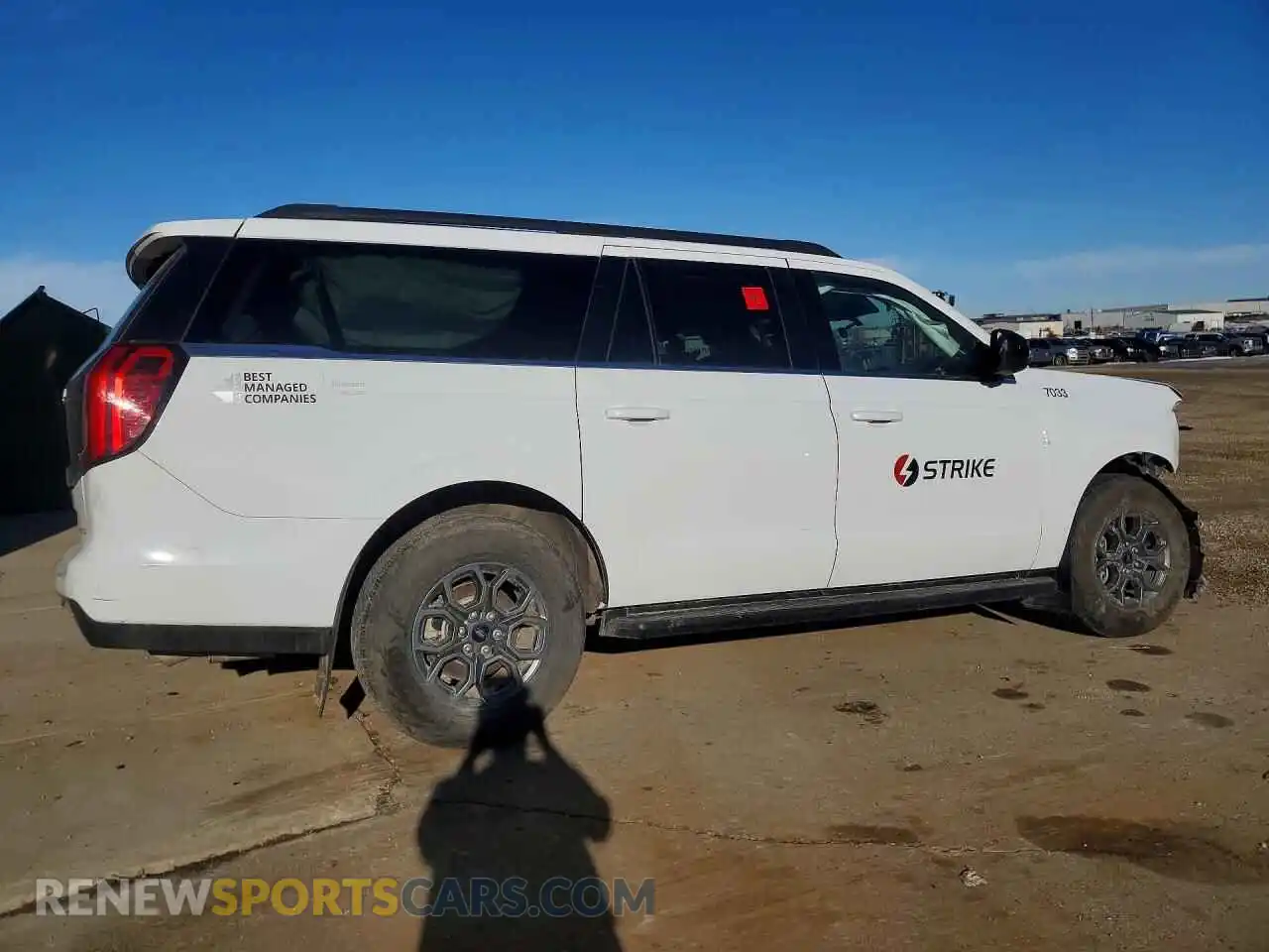 3 Photograph of a damaged car 1FMJK1G8XSEA12836 FORD EXPEDITION 2025