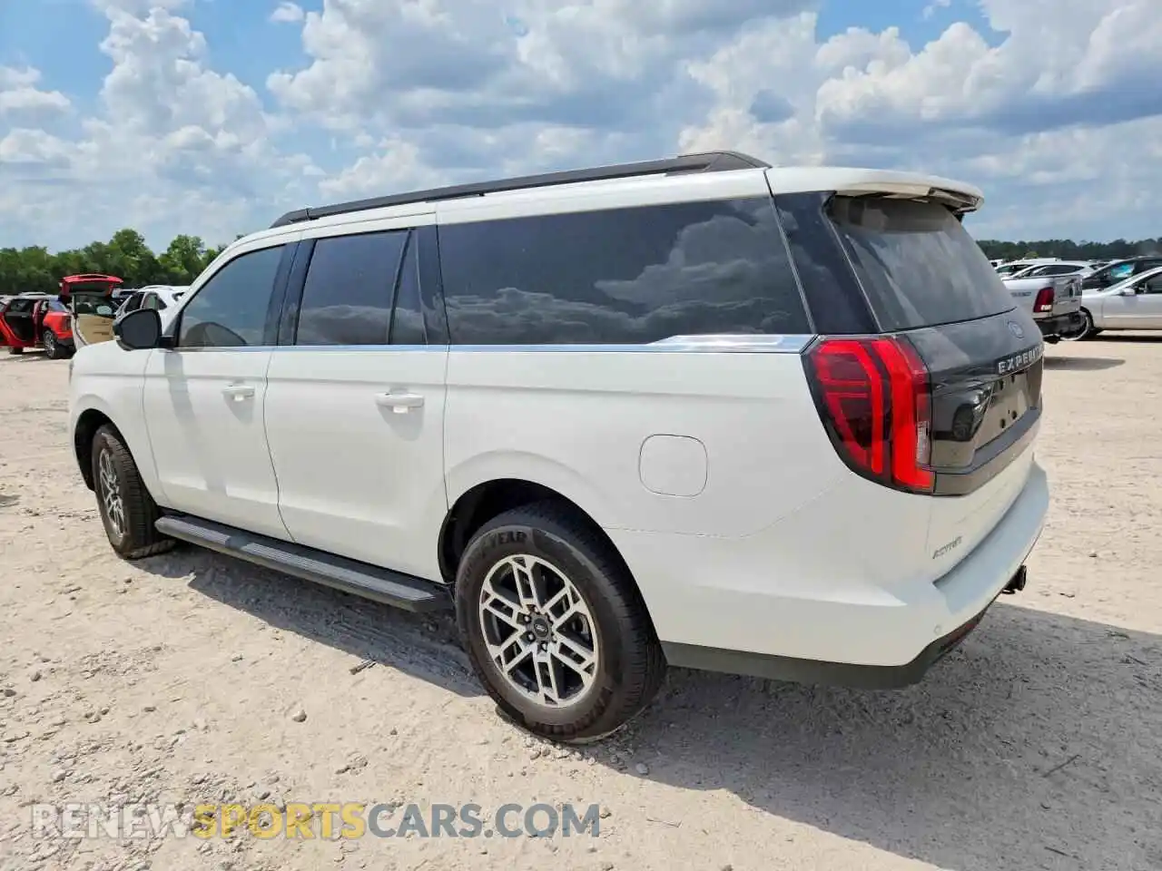 2 Photograph of a damaged car 1FMJK1H8XSEA73148 FORD EXPEDITION 2025