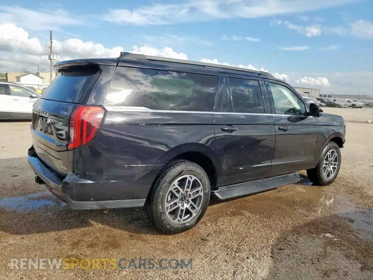 3 Photograph of a damaged car 1FMJK1J80SEA16063 FORD EXPEDITION 2025