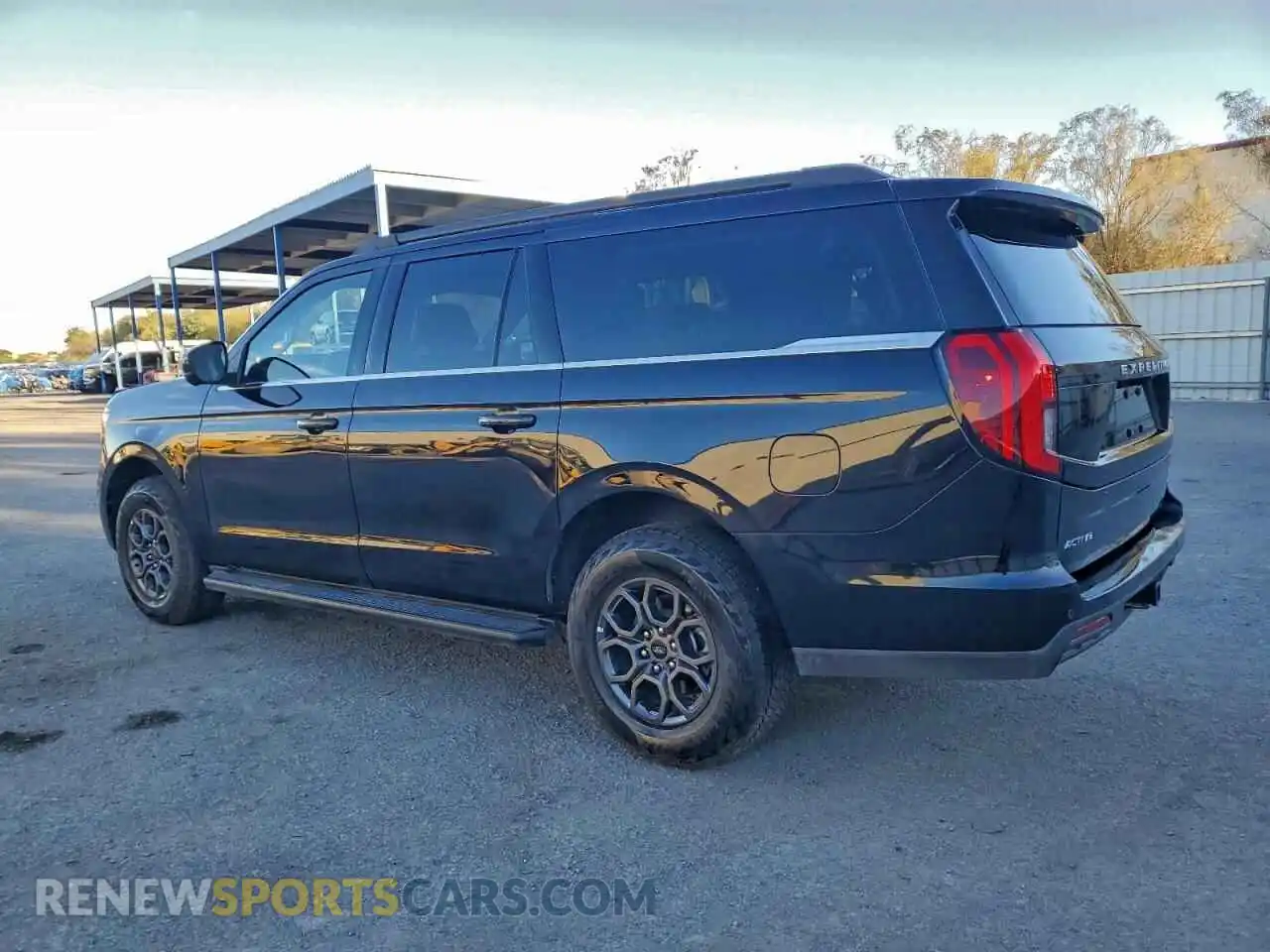 2 Фотография поврежденного автомобиля 1FMJK1J81SEA48682 FORD EXPEDITION 2025