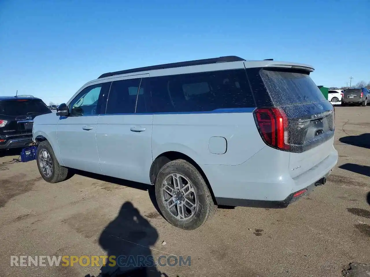 2 fotografías del automóvil dañado 1FMJK1J81SEA74294 FORD EXPEDITION 2025