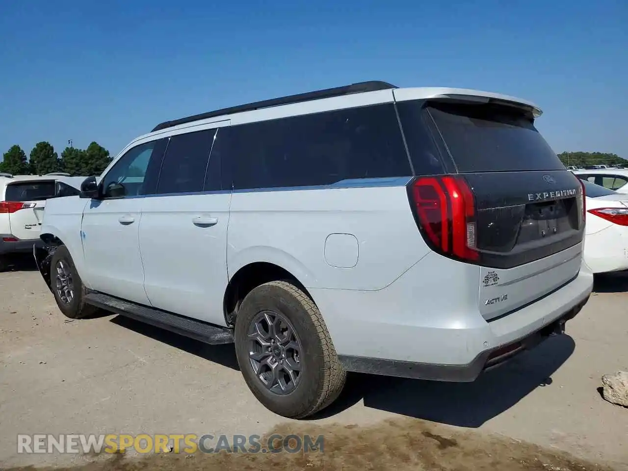 2 Photograph of a damaged car 1FMJK1J88SEA48551 FORD EXPEDITION 2025