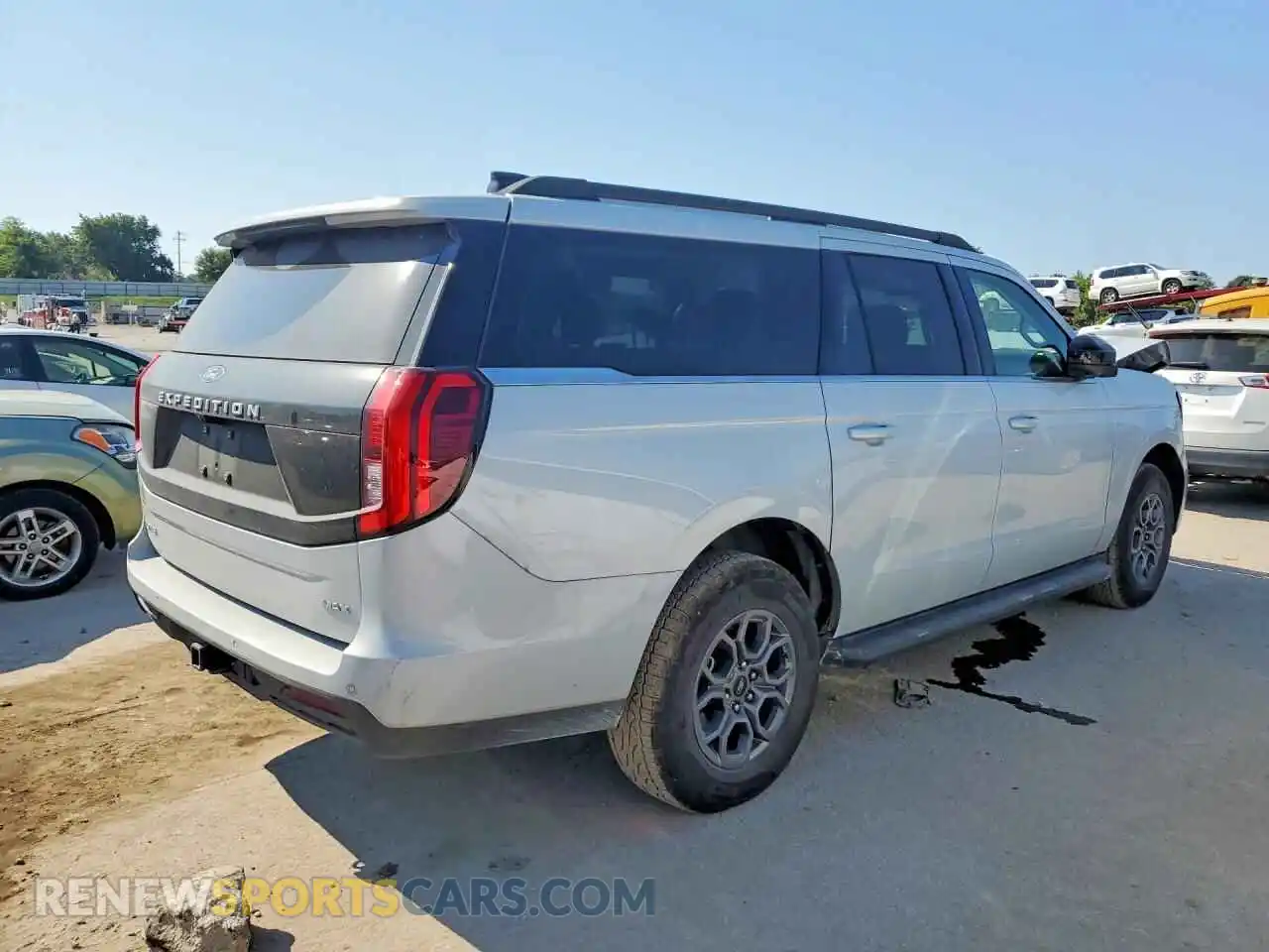 3 Photograph of a damaged car 1FMJK1J88SEA48551 FORD EXPEDITION 2025