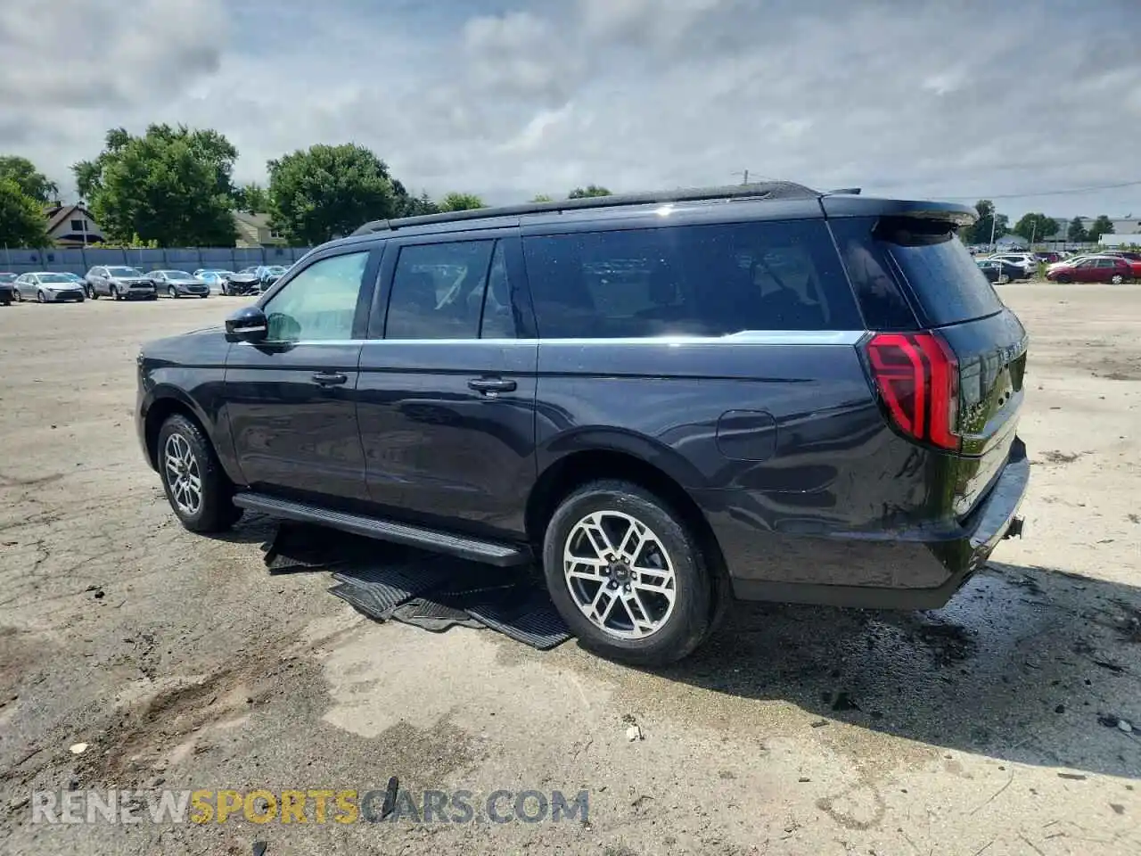 2 Photograph of a damaged car 1FMJK1J89SEA02694 FORD EXPEDITION 2025