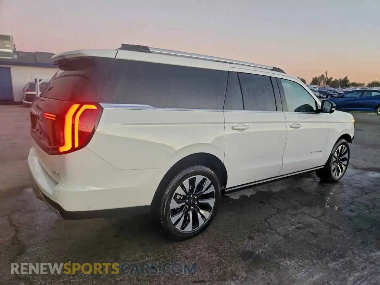 3 Photograph of a damaged car 1FMJK1M83SEA09958 FORD EXPEDITION 2025