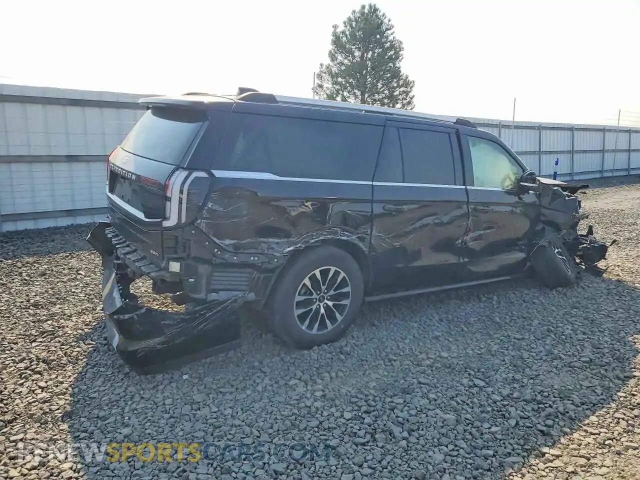 3 Photograph of a damaged car 1FMJK1M83SEA14948 FORD EXPEDITION 2025