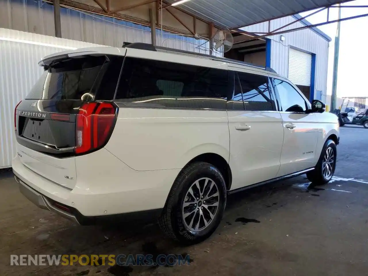 3 Photograph of a damaged car 1FMJK1M8XSEA24070 FORD EXPEDITION 2025