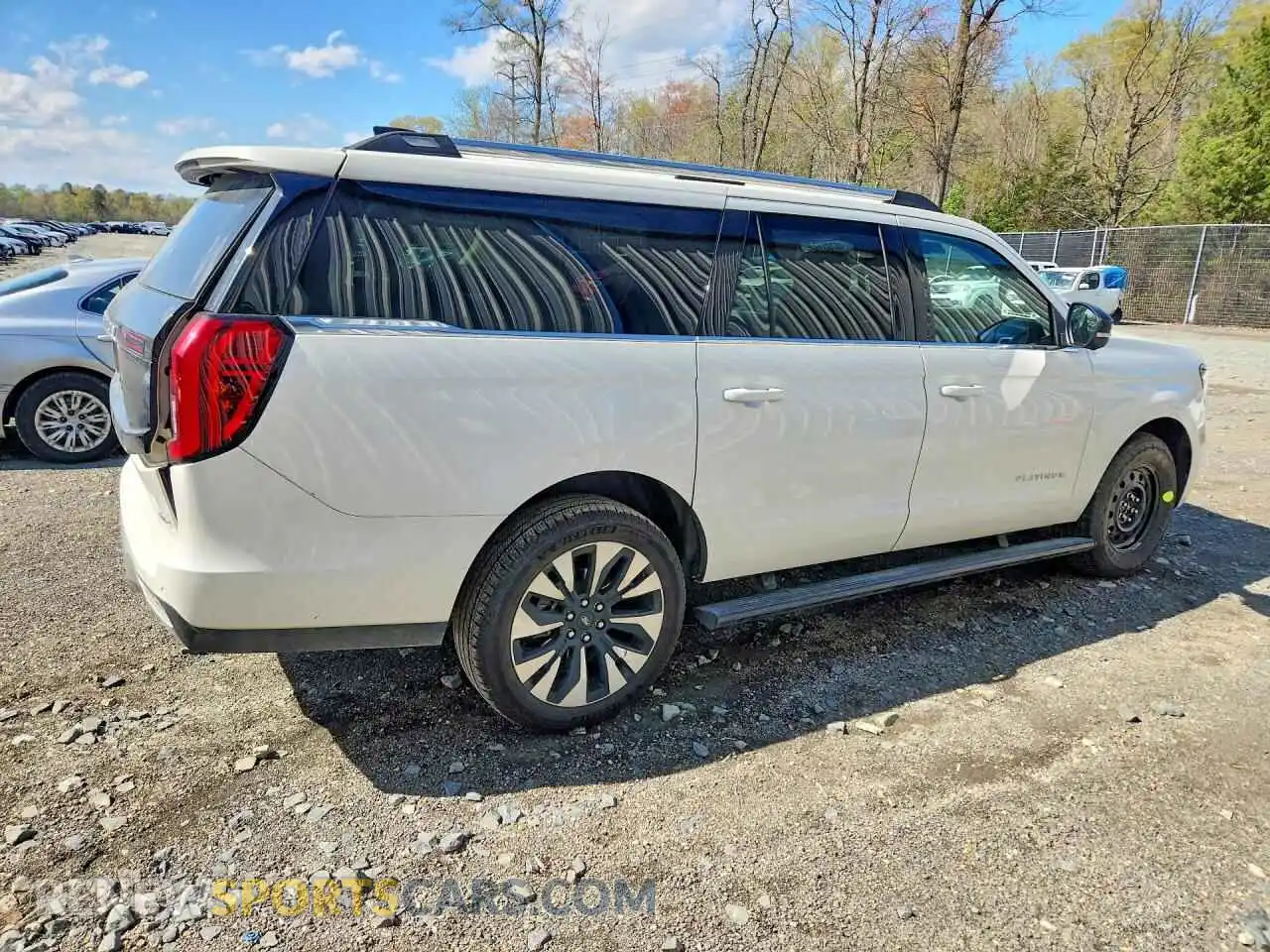 3 Photograph of a damaged car 1FMJK1MG5SEA77752 FORD EXPEDITION 2025
