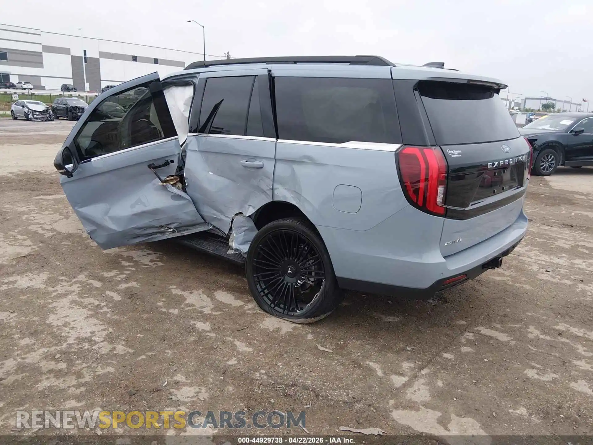 3 Photograph of a damaged car 1FMJU1H85SEA73567 FORD EXPEDITION 2025