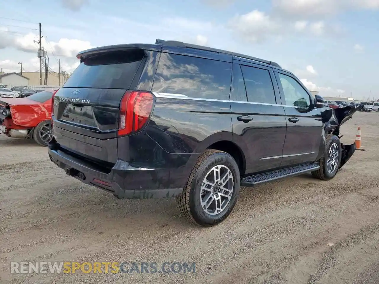 3 Photograph of a damaged car 1FMJU1H89SEA30429 FORD EXPEDITION 2025