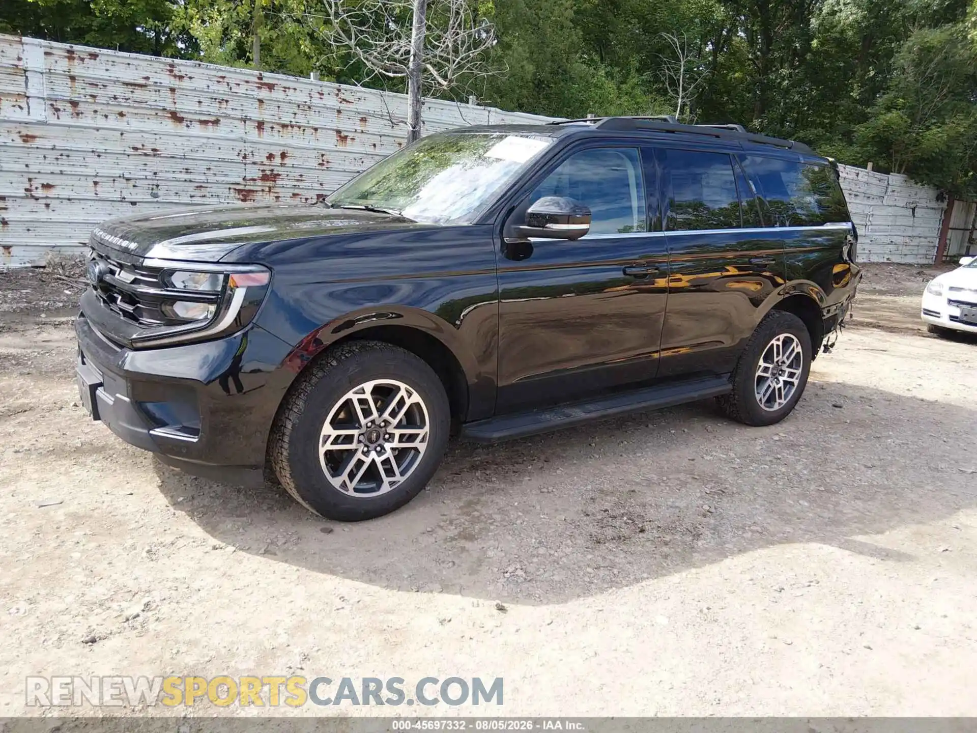 2 Photograph of a damaged car 1FMJU1J8XSEA32040 FORD EXPEDITION 2025