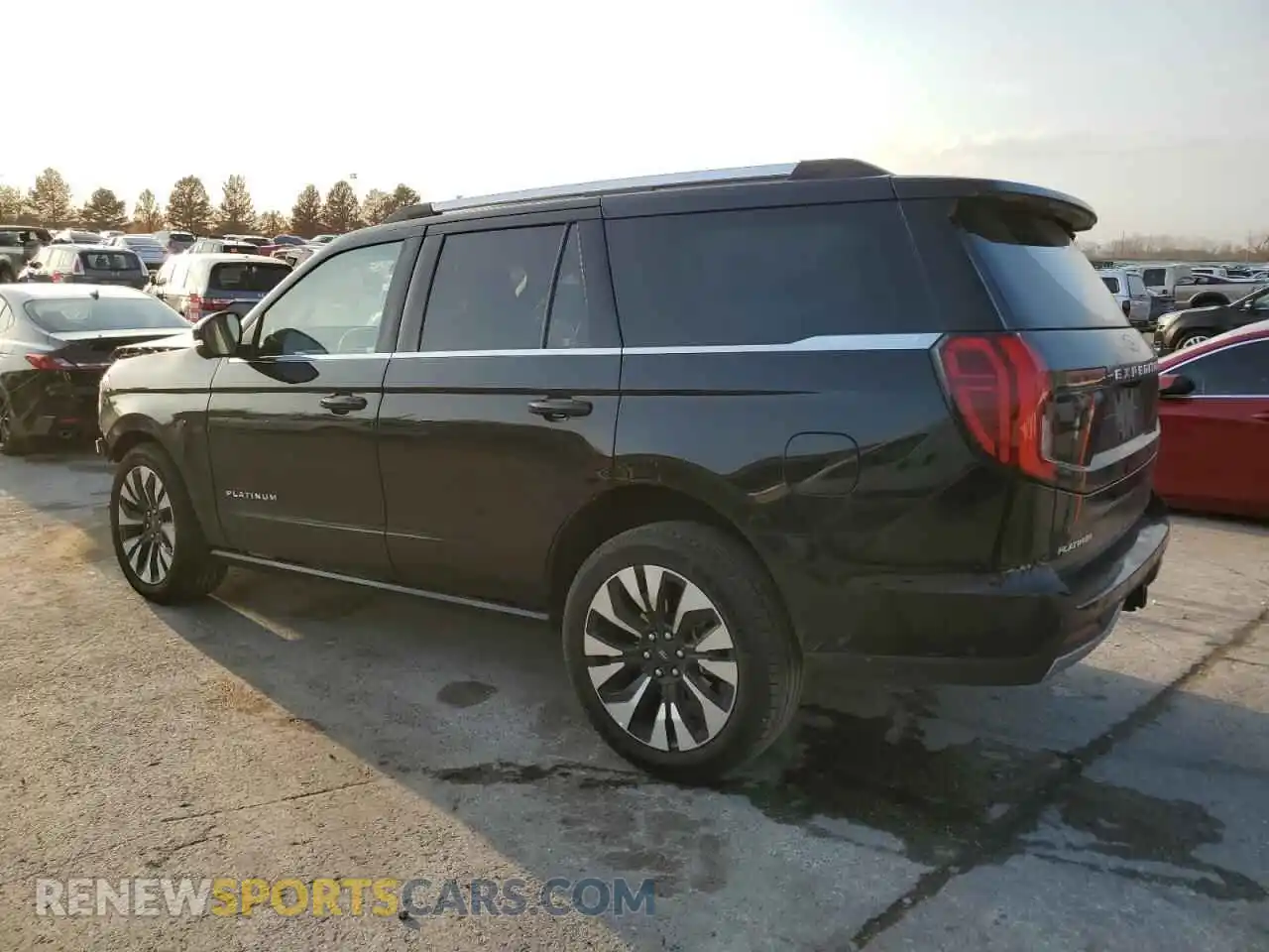 2 Photograph of a damaged car 1FMJU1M81SEA36778 FORD EXPEDITION 2025