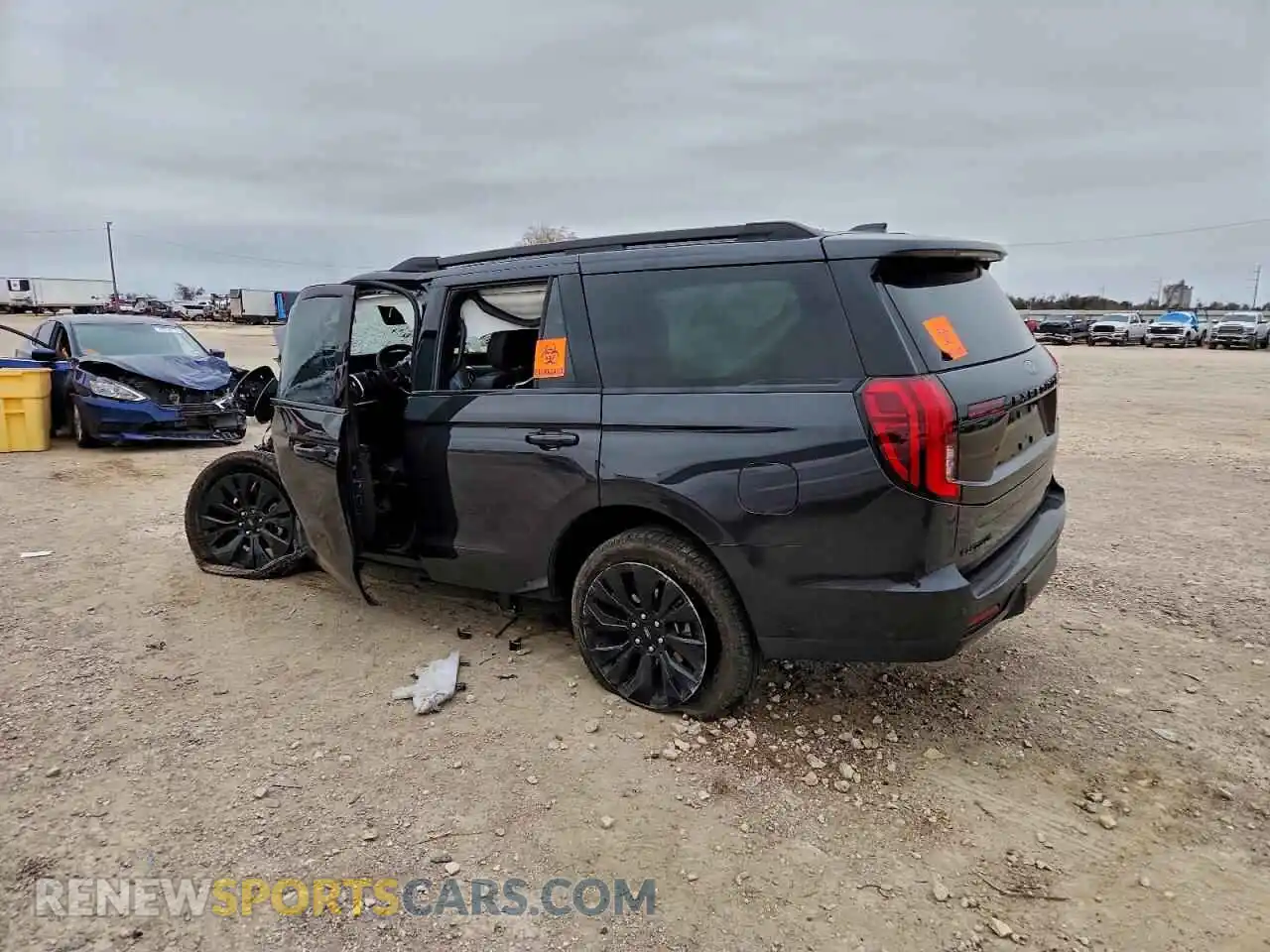 2 Photograph of a damaged car 1FMJU1M83SEA25944 FORD EXPEDITION 2025