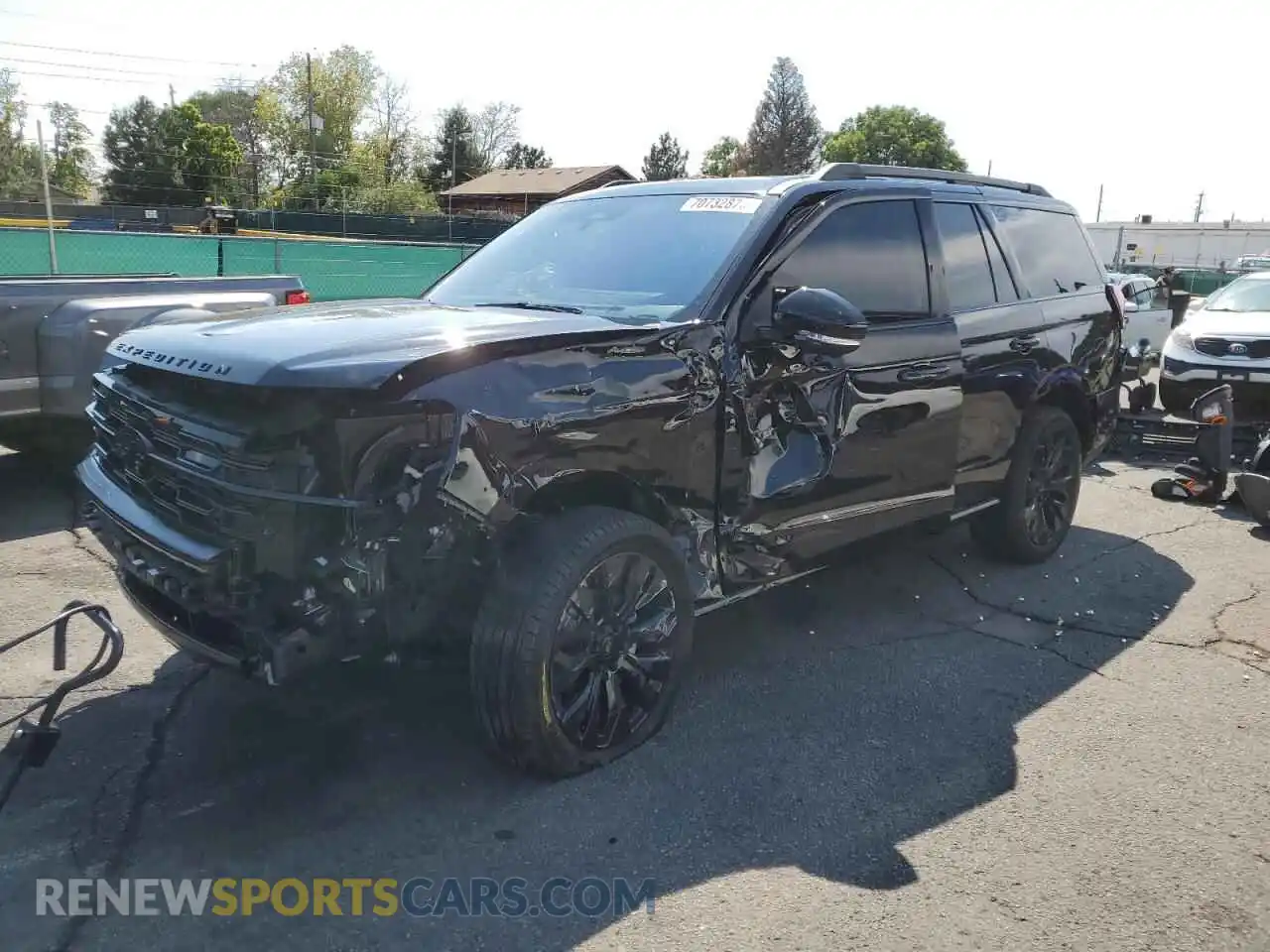 1 Photograph of a damaged car 1FMJU1M84SEA04648 FORD EXPEDITION 2025