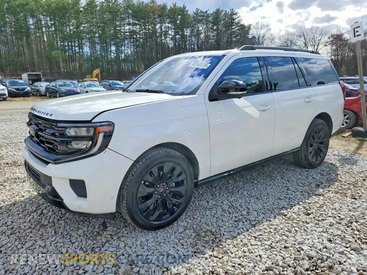 1 Photograph of a damaged car 1FMJU1M88SEA02157 FORD EXPEDITION 2025