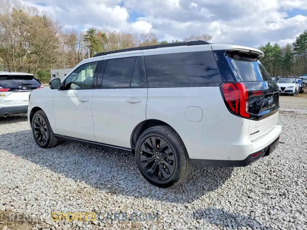 2 Photograph of a damaged car 1FMJU1M88SEA02157 FORD EXPEDITION 2025