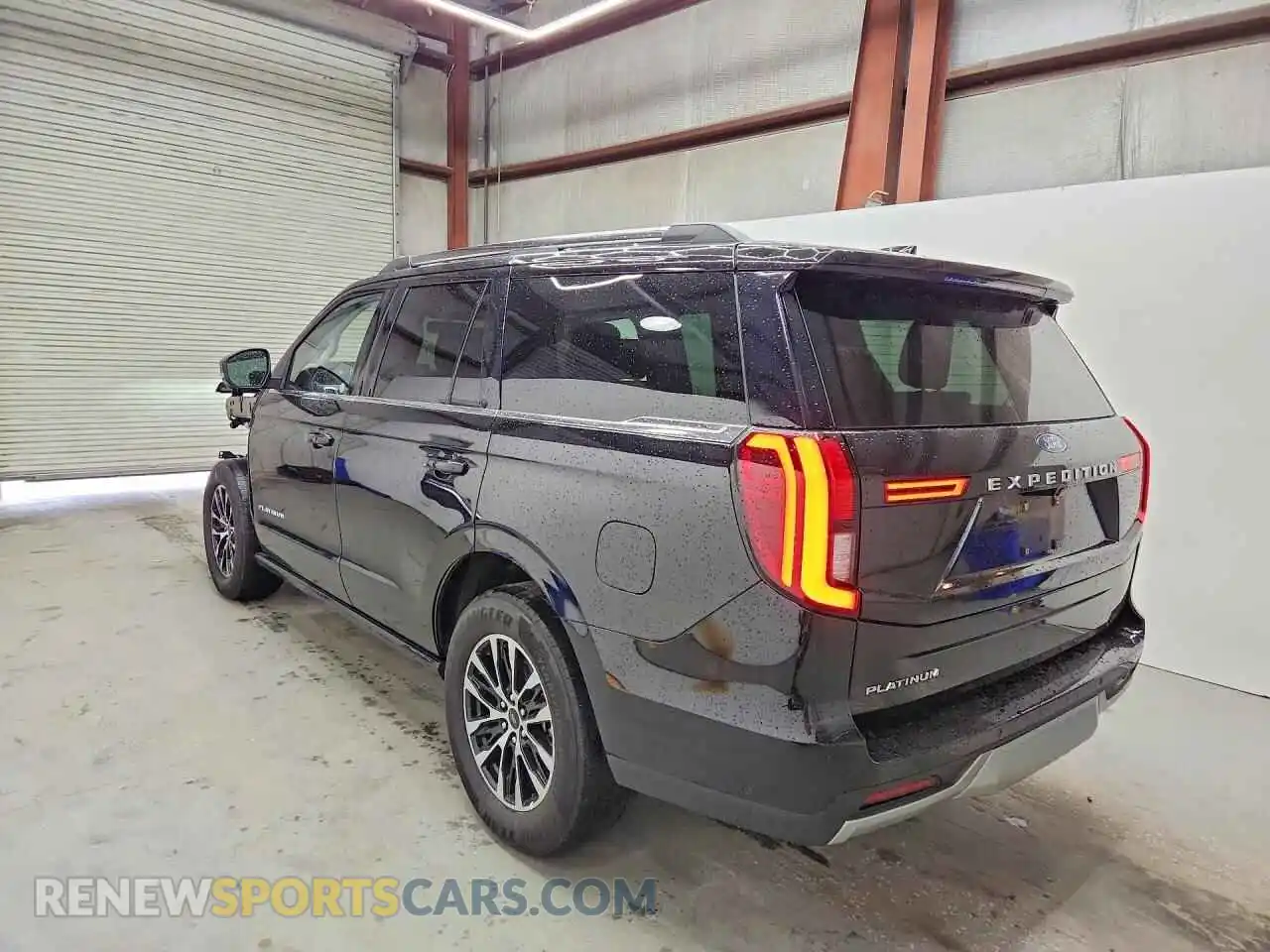 2 fotografías del automóvil dañado 1FMJU1M89SEA14317 FORD EXPEDITION 2025