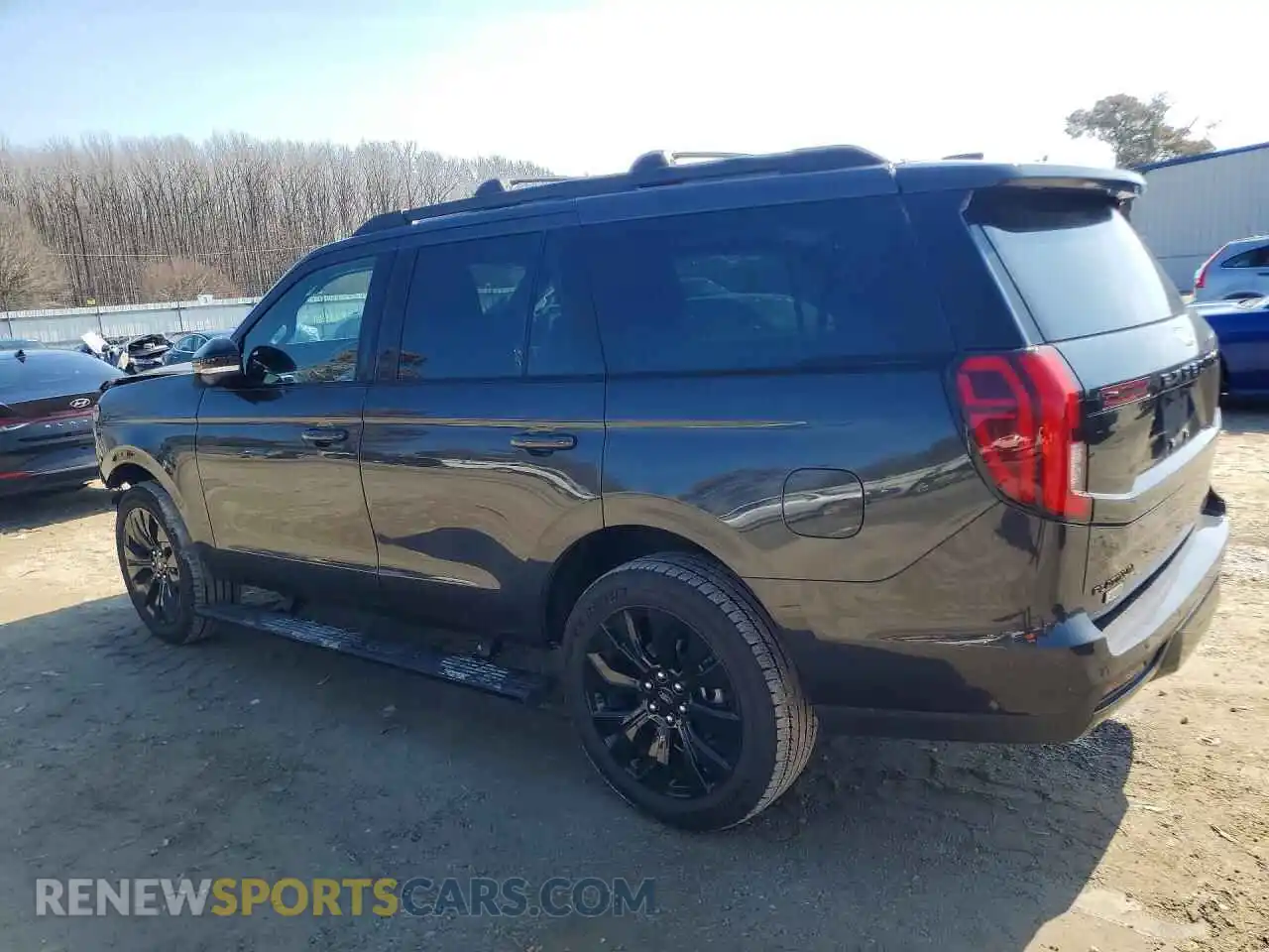 2 Photograph of a damaged car 1FMJU1M8XSEA67298 FORD EXPEDITION 2025
