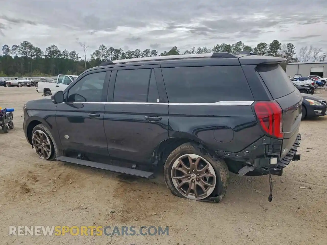 2 Фотография поврежденного автомобиля 1FMJU1P89SEA48320 FORD EXPEDITION 2025