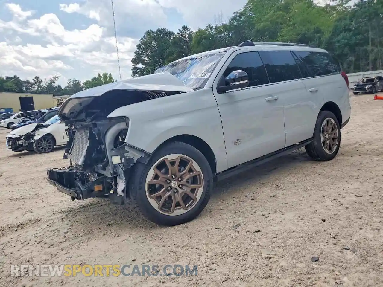 1 Photograph of a damaged car 1FMJU1P8XSEA41246 FORD EXPEDITION 2025