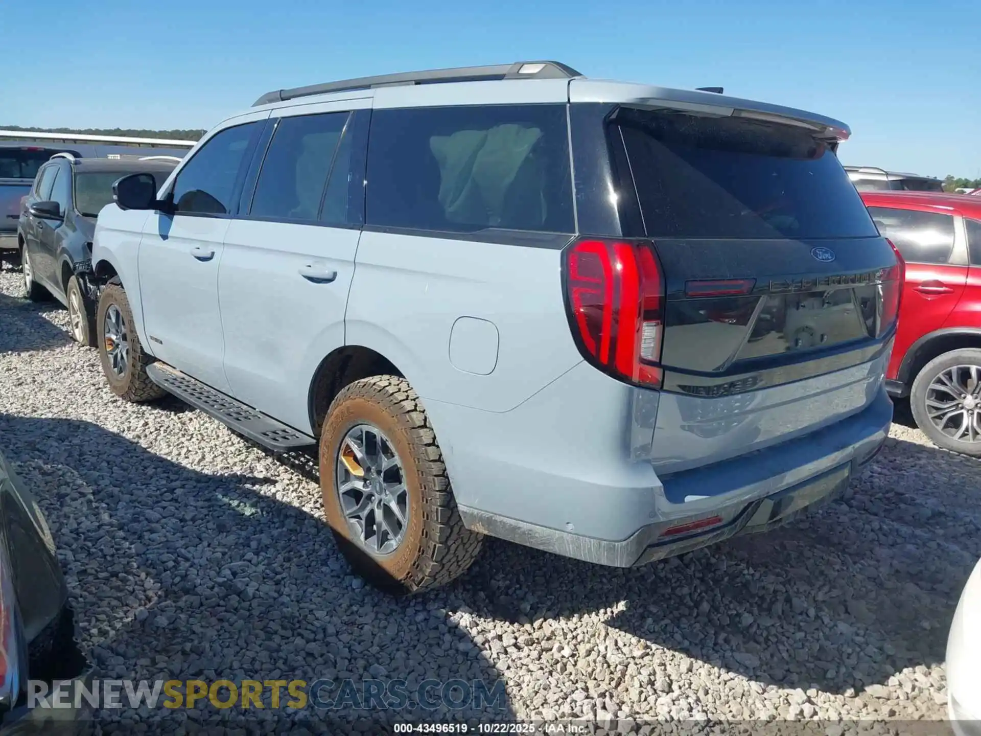 3 Фотография поврежденного автомобиля 1FMJU1RG1SEA03392 FORD EXPEDITION 2025