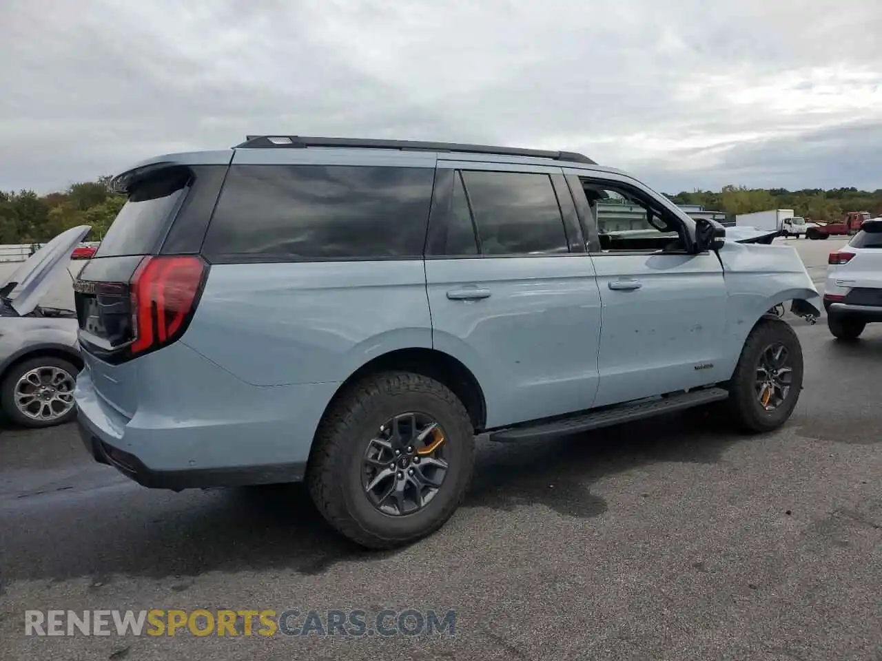 3 Фотография поврежденного автомобиля 1FMJU1RG1SEA05885 FORD EXPEDITION 2025