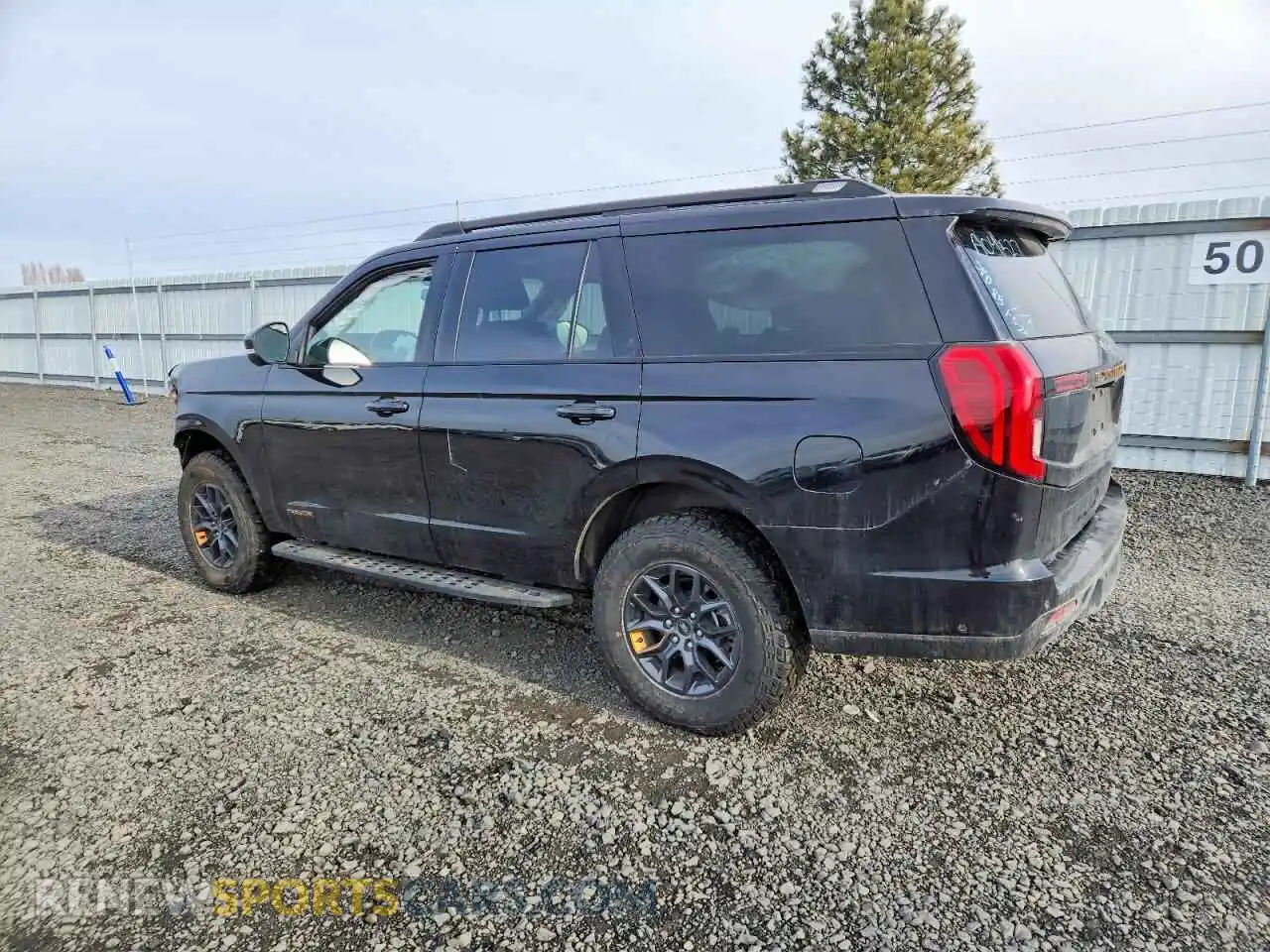 2 Photograph of a damaged car 1FMJU1RG3SEA04527 FORD EXPEDITION 2025
