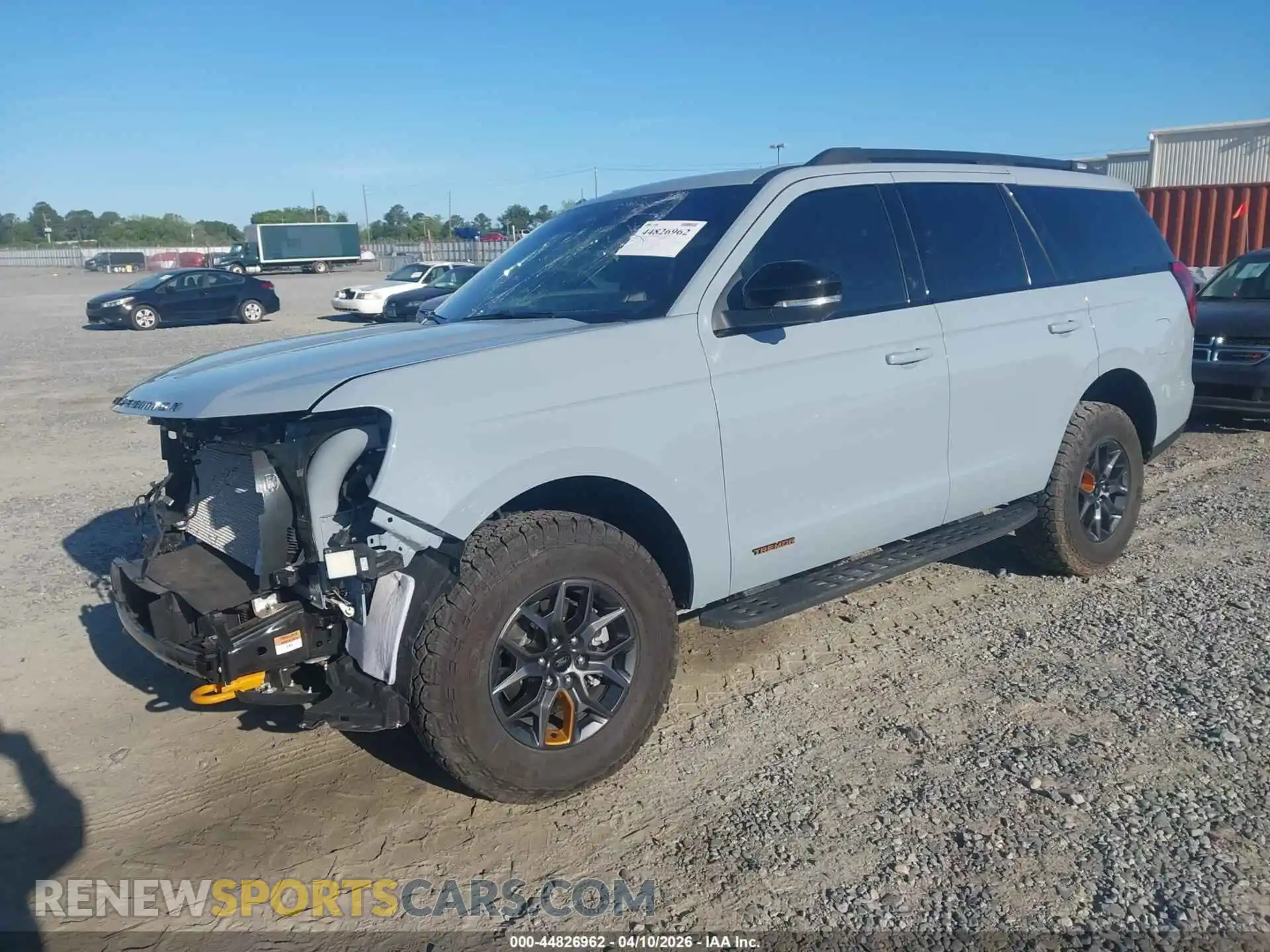 2 fotografías del automóvil dañado 1FMJU1RG6SEA30880 FORD EXPEDITION 2025