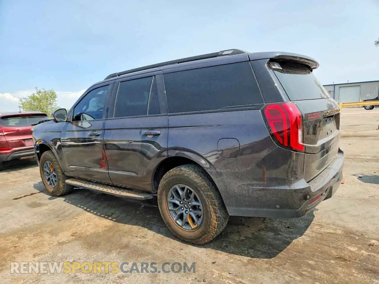 2 Photograph of a damaged car 1FMJU1RG9SEA13992 FORD EXPEDITION 2025