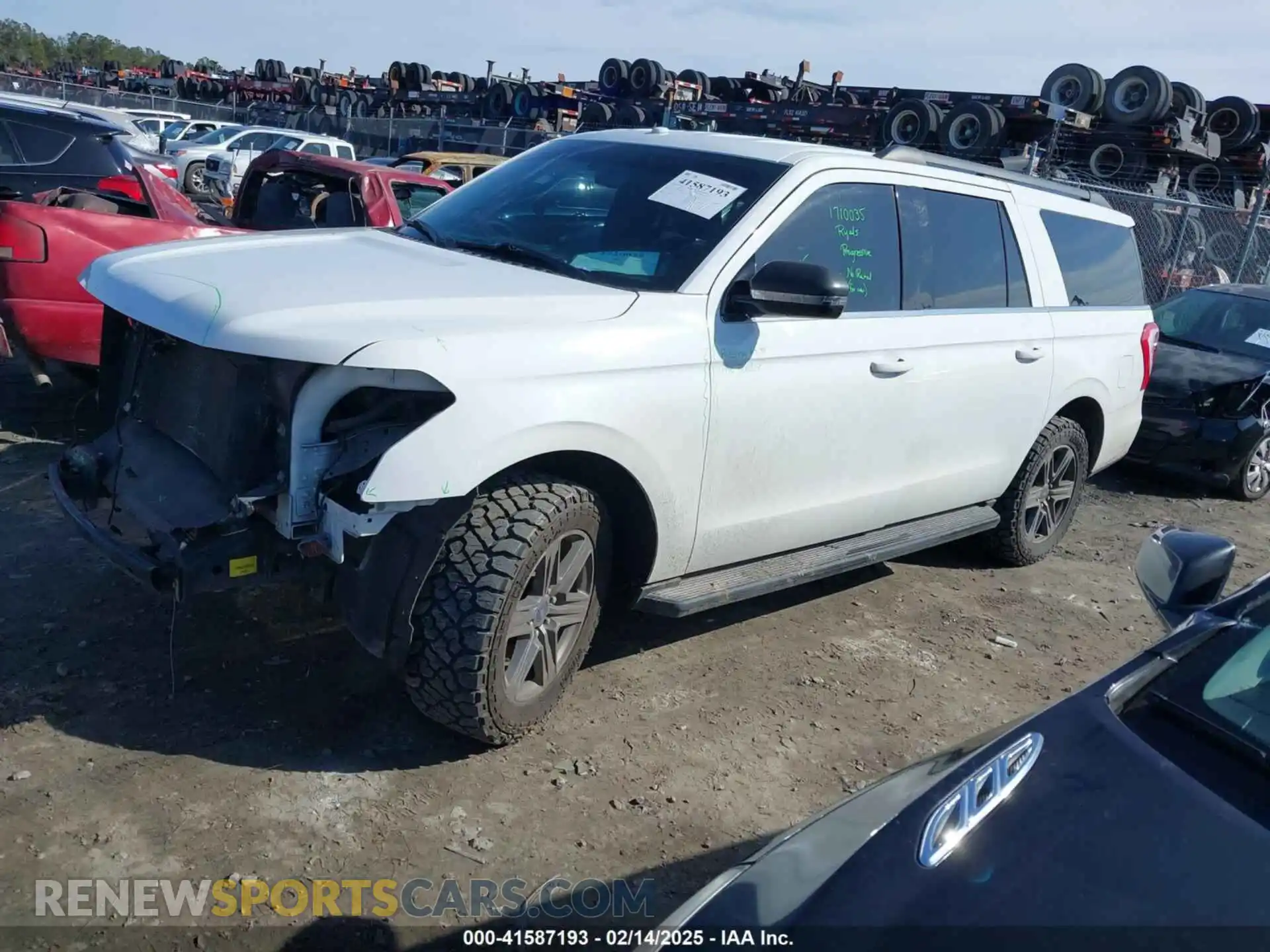 2 Photograph of a damaged car 1FMJK1HT0KEA51017 FORD EXPEDITION MAX 2019