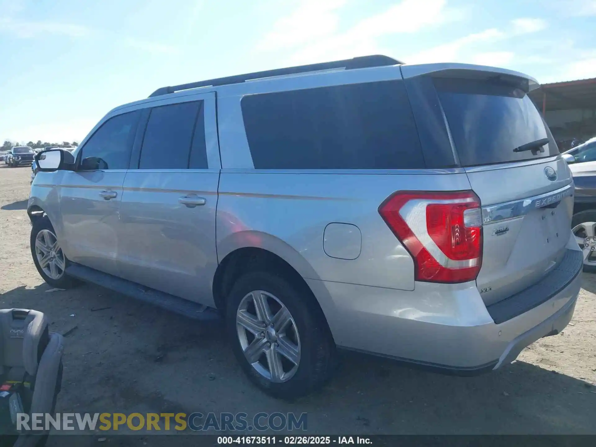 3 Photograph of a damaged car 1FMJK1HT3KEA11482 FORD EXPEDITION MAX 2019