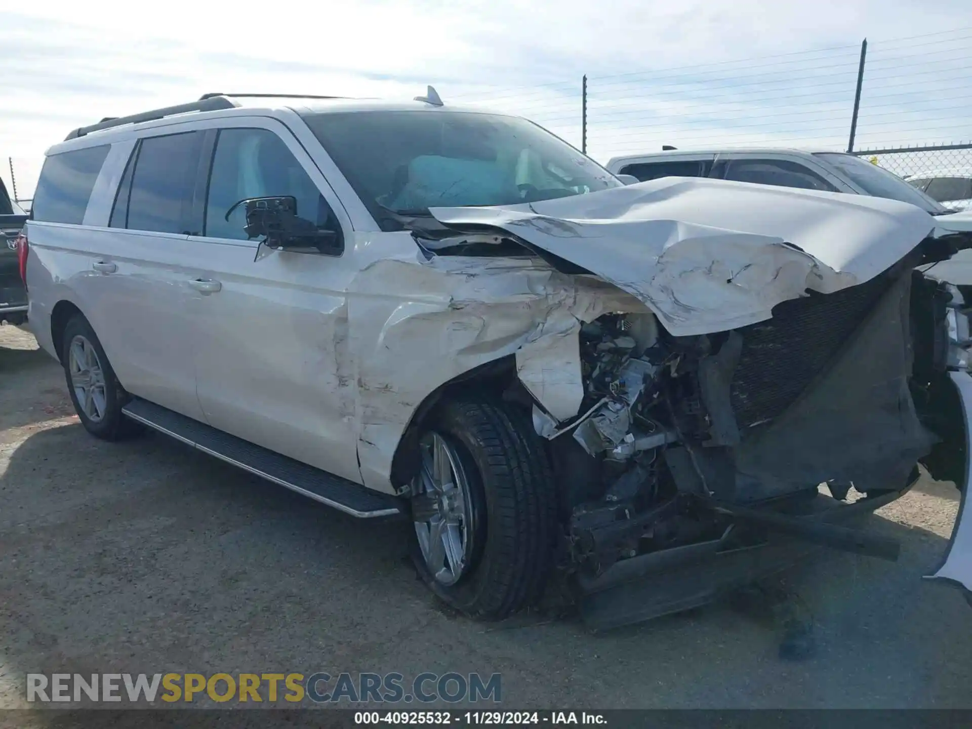 1 Photograph of a damaged car 1FMJK1HTXKEA54863 FORD EXPEDITION MAX 2019