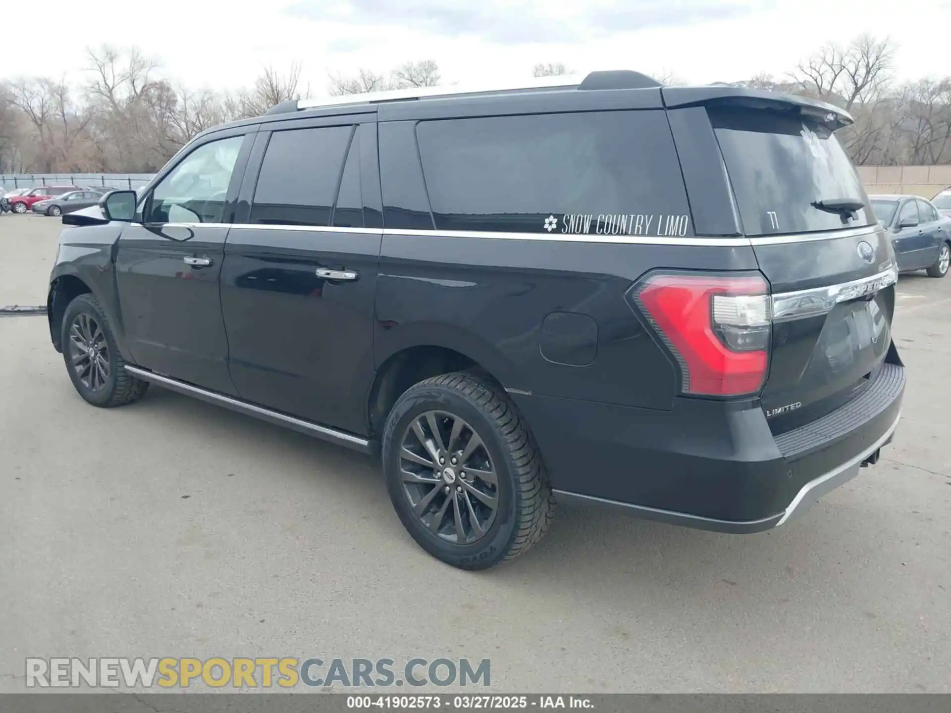 3 Photograph of a damaged car 1FMJK2AT7KEA58580 FORD EXPEDITION MAX 2019