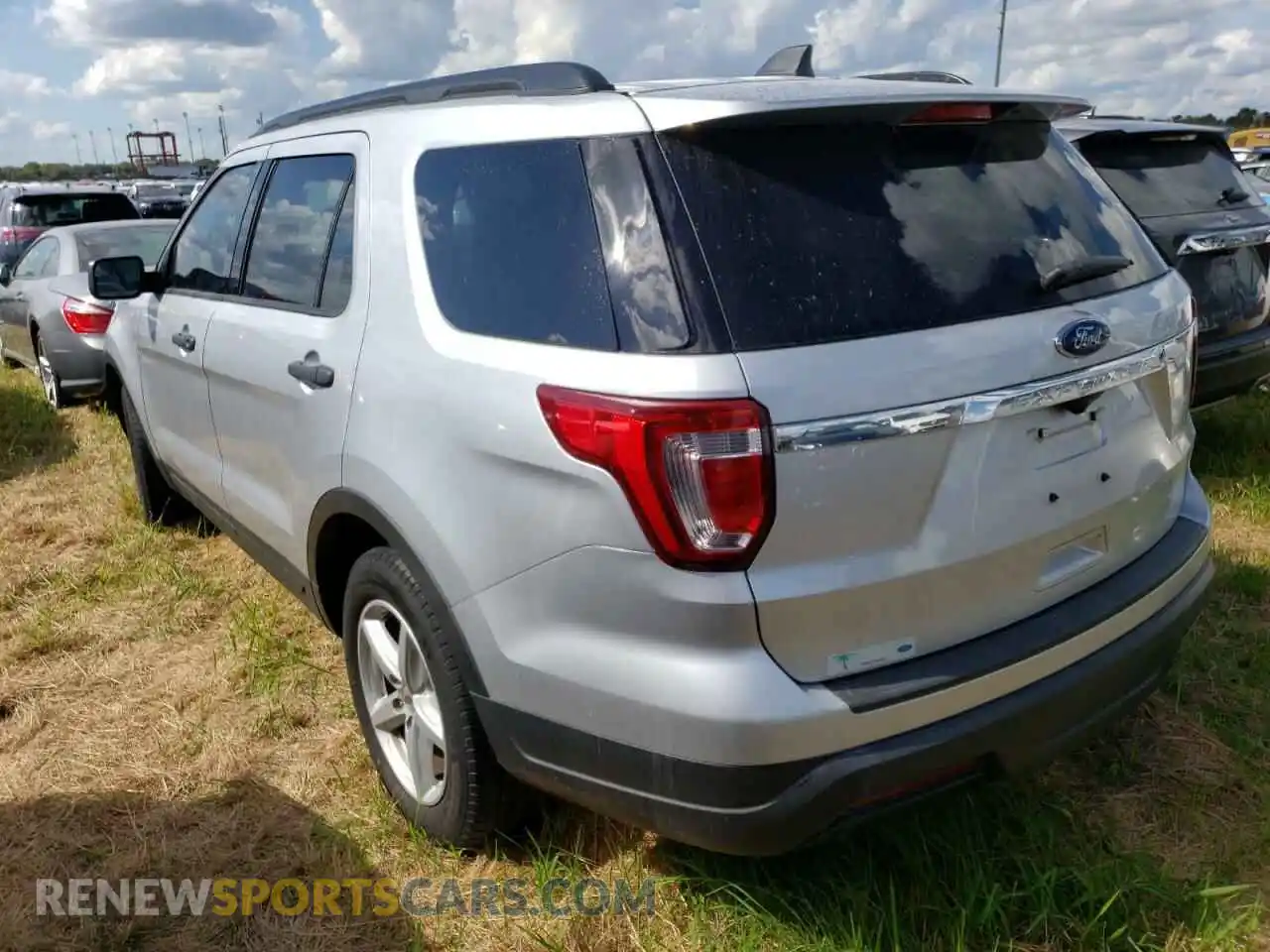 3 Photograph of a damaged car 1FM5K7B89KGA45004 FORD EXPLORER 2019