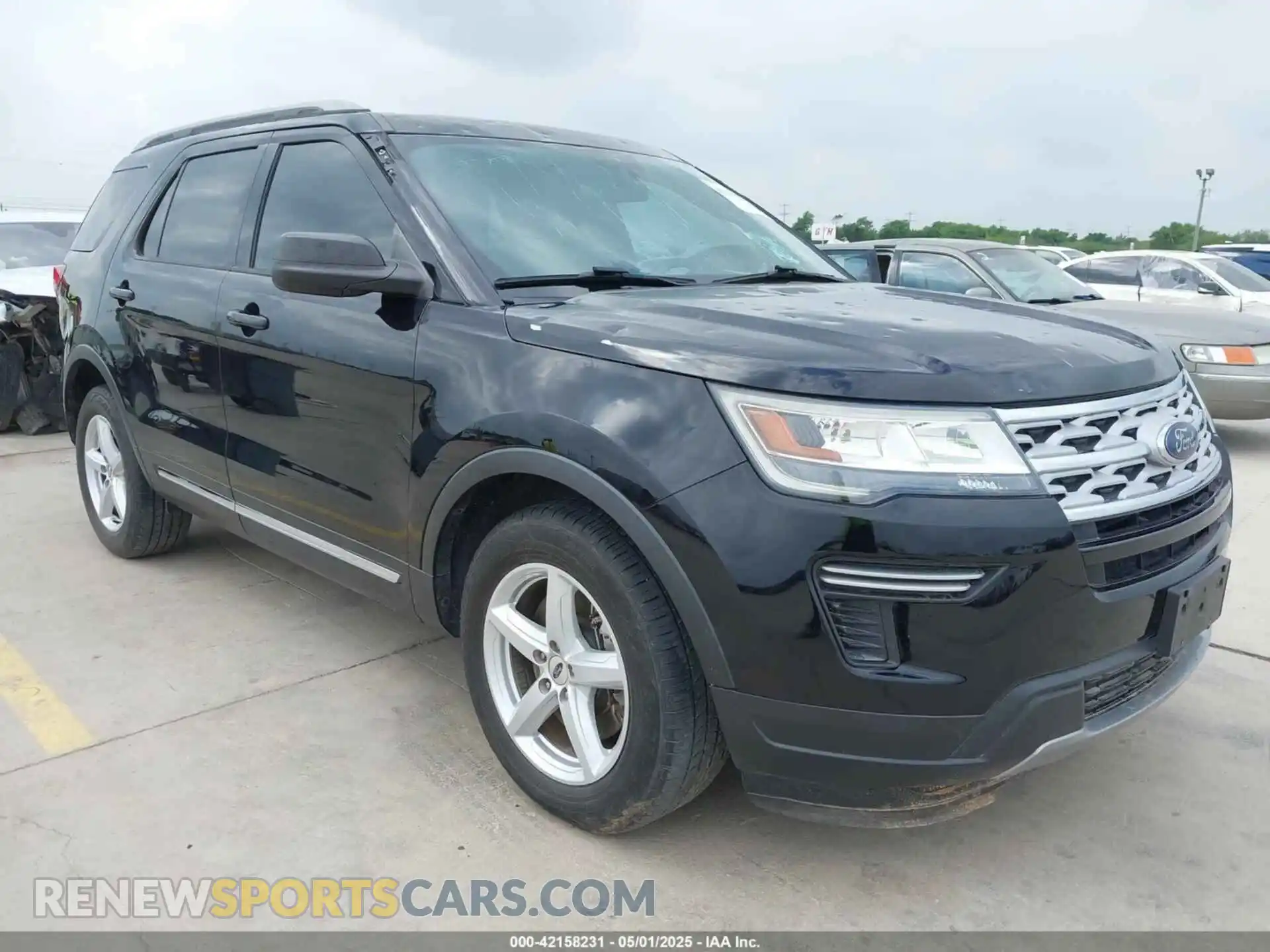 1 Photograph of a damaged car 1FM5K7D85KGB06880 FORD EXPLORER 2019