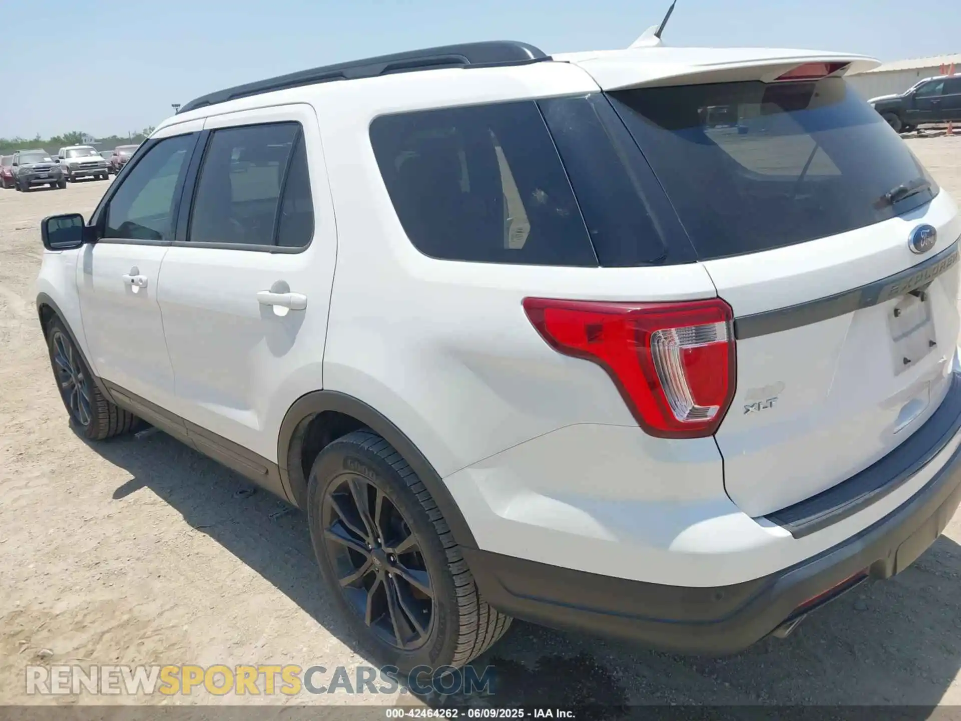 3 Photograph of a damaged car 1FM5K7D86KGA27590 FORD EXPLORER 2019
