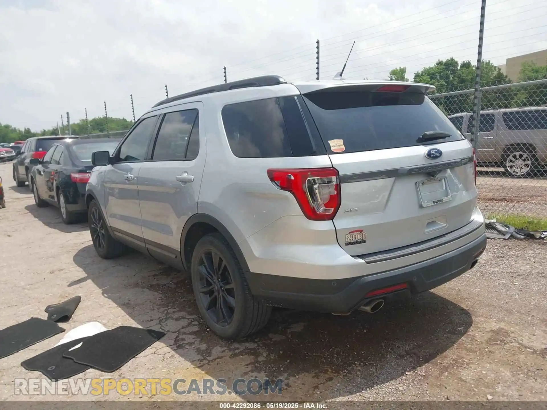 3 Photograph of a damaged car 1FM5K7D8XKGA08413 FORD EXPLORER 2019