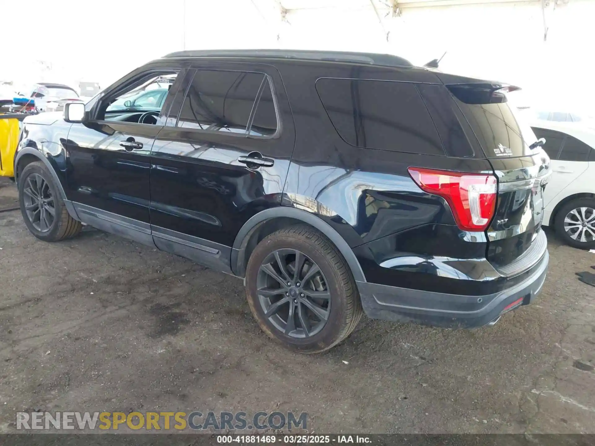 3 Photograph of a damaged car 1FM5K7D8XKGA73214 FORD EXPLORER 2019