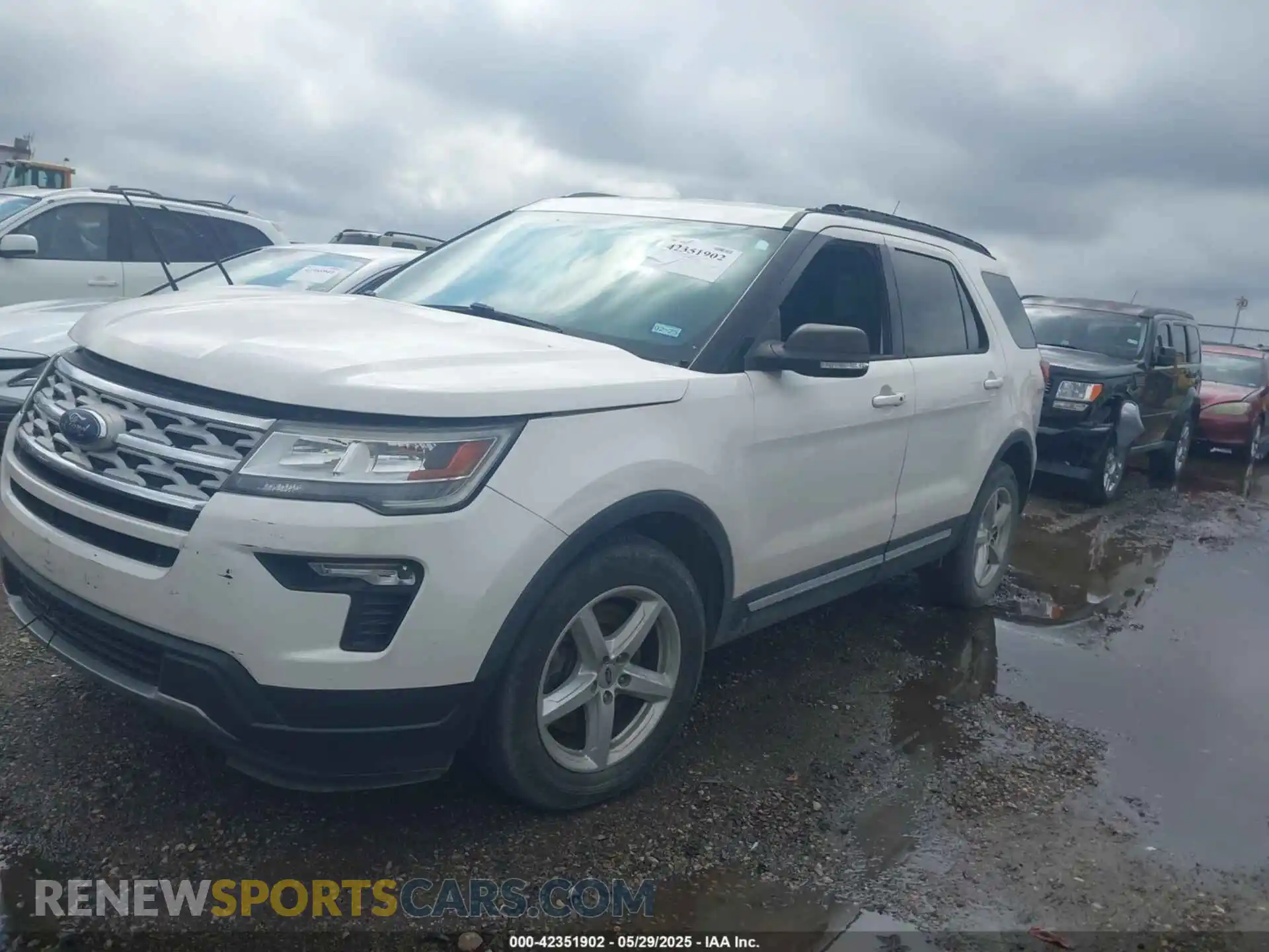 2 Photograph of a damaged car 1FM5K7DH7KGB01910 FORD EXPLORER 2019