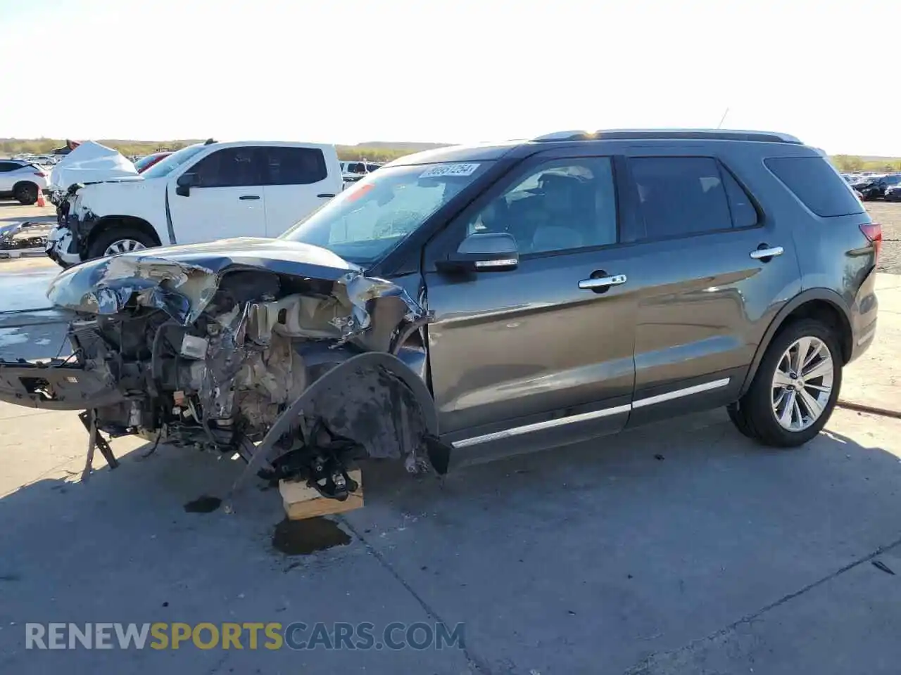 1 Photograph of a damaged car 1FM5K7F81KGB48265 FORD EXPLORER 2019