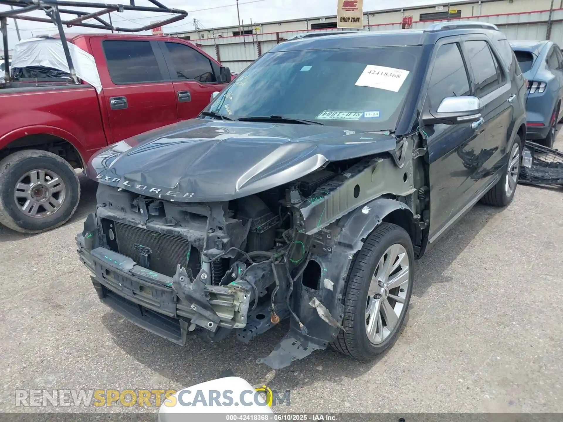 2 Photograph of a damaged car 1FM5K7F86KGB11387 FORD EXPLORER 2019