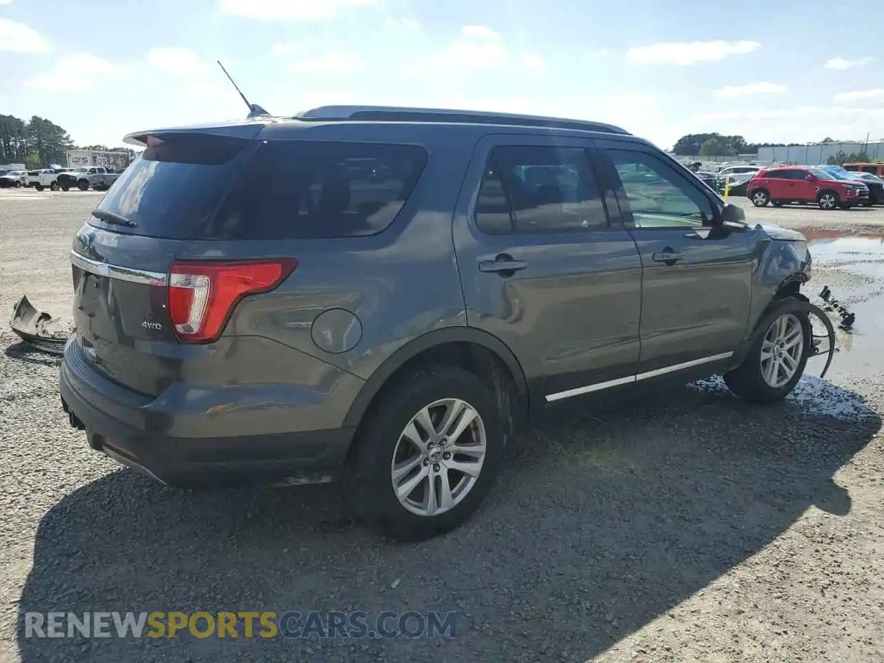 3 Photograph of a damaged car 1FM5K8D85KGA81260 FORD EXPLORER 2019